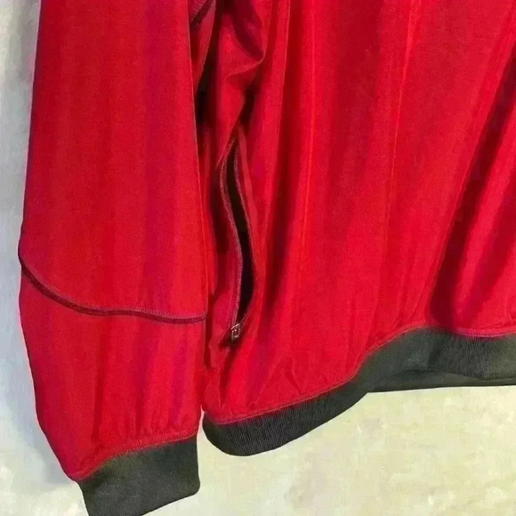 Under Armour WSU Cougars V Neck Womens Small Red/Black Athletic Lined Pullover - Picture 3 of 8